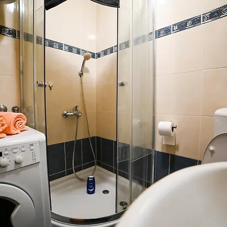 Apartment Studio Apartman Gashi Cres